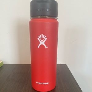 20oz WIDE MOUTH RED HYDRO FLASK